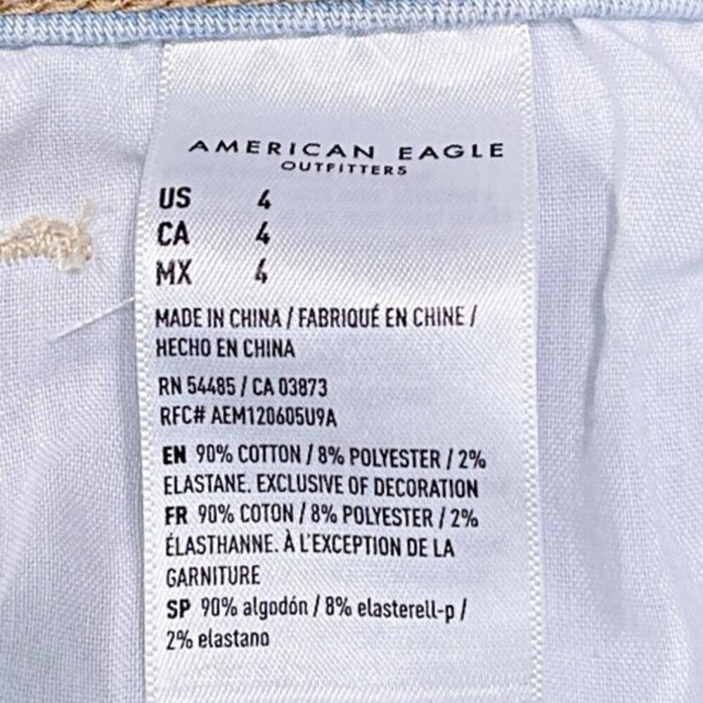 AMERICAN EAGLE Distressed Denim Shortie Shorts Light Wash Mid Rise Womens 4 - Picture 6 of 7